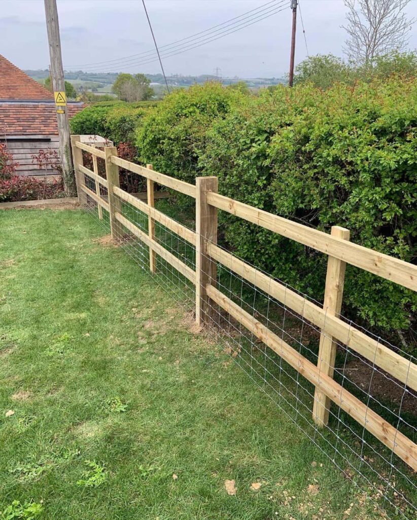 This is a photo of a picket fence and picket gate installed by Fast Fix Fencing Lakenheath
